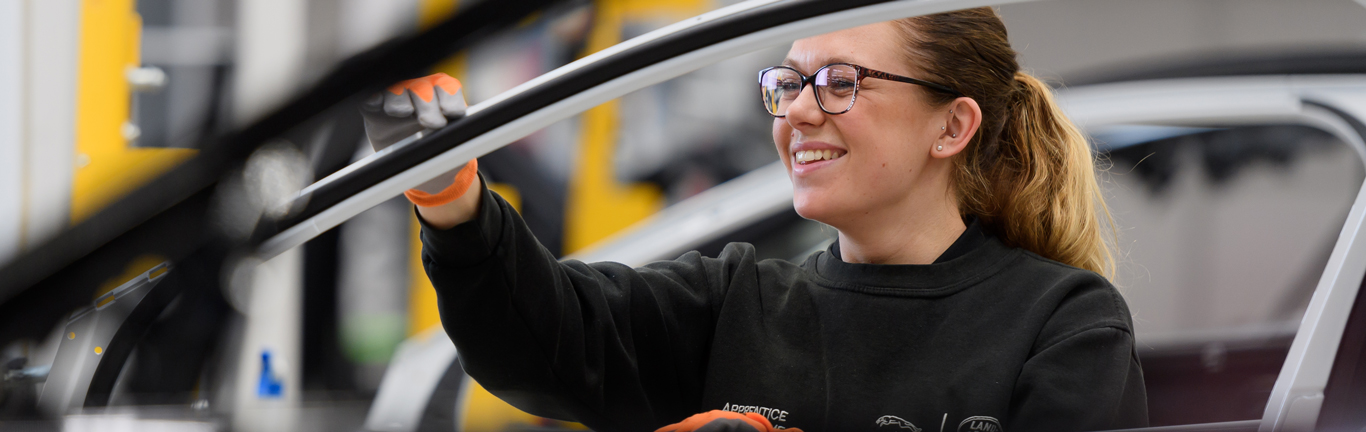 Positive thinking puts Molly Cartwright on the engineering fast track