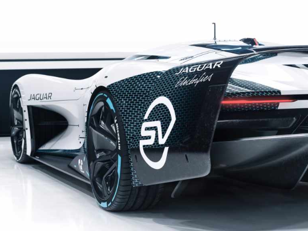 INTRODUCING THE JAGUAR VISION GRAN TURISMO SV: THE ULTIMATE ALL-ELECTRIC GAMING ENDURANCE RACER